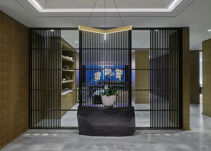 The St. Regis Chicago Hotel